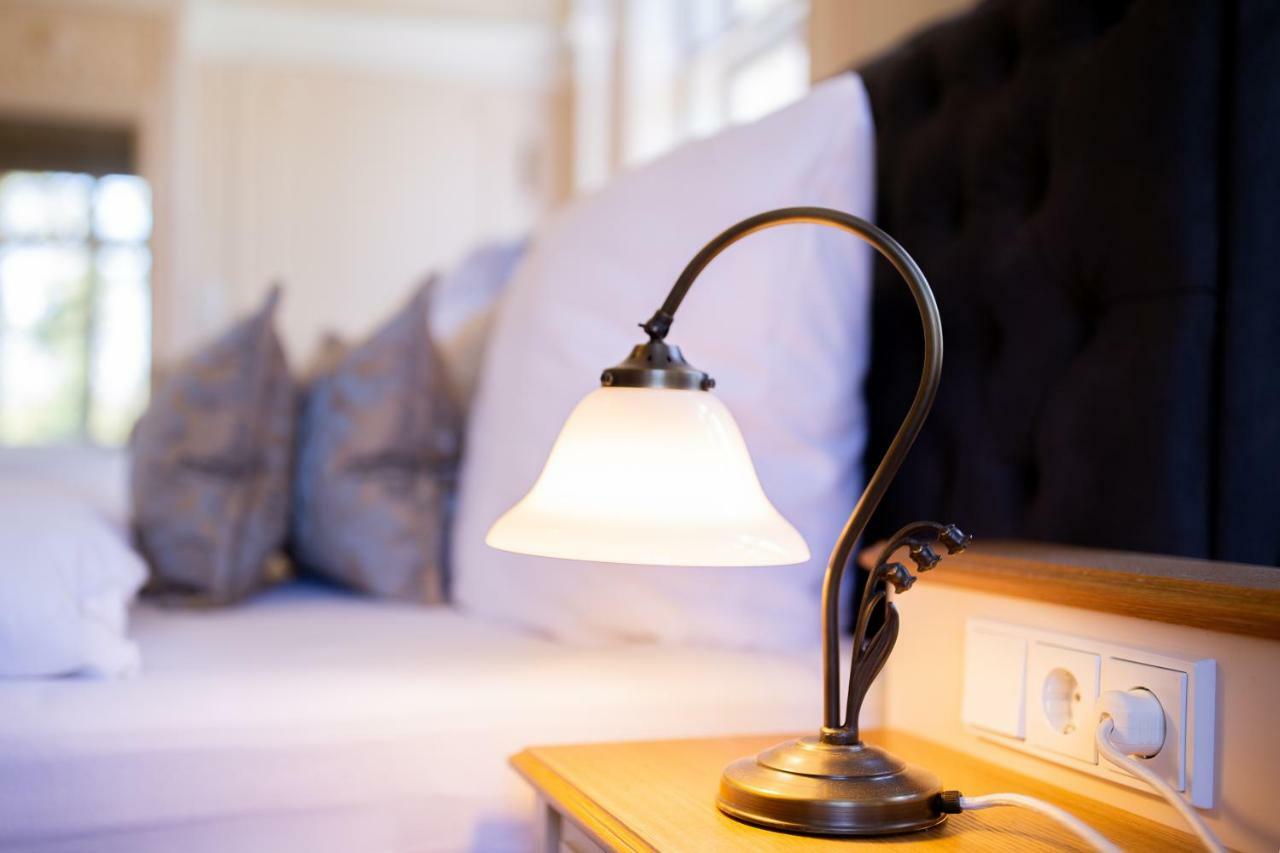 Hotel Villa Altenburg Pößneck 外观 照片