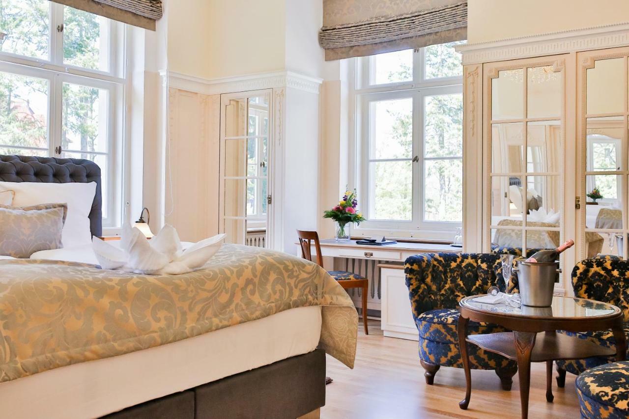 Hotel Villa Altenburg Pößneck 外观 照片