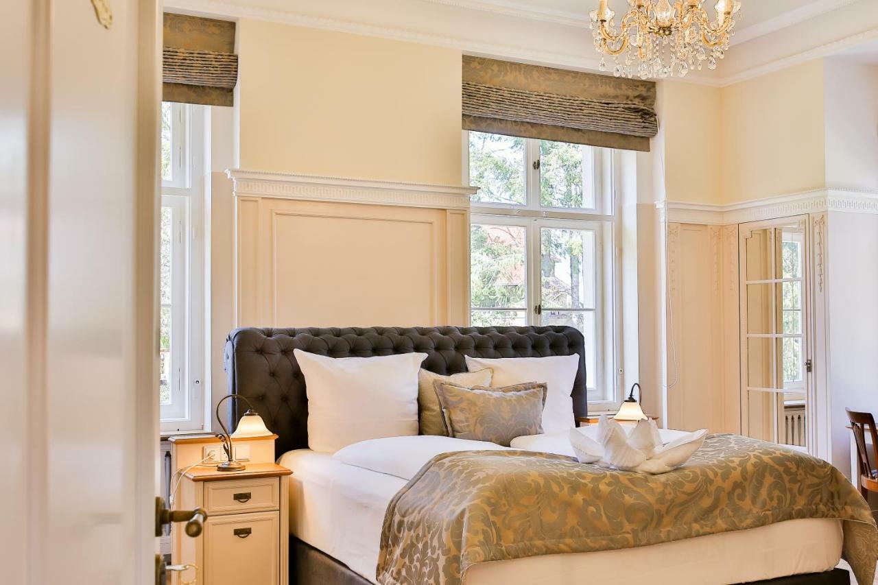 Hotel Villa Altenburg Pößneck 外观 照片