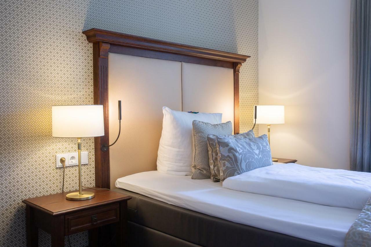 Hotel Villa Altenburg Pößneck 外观 照片
