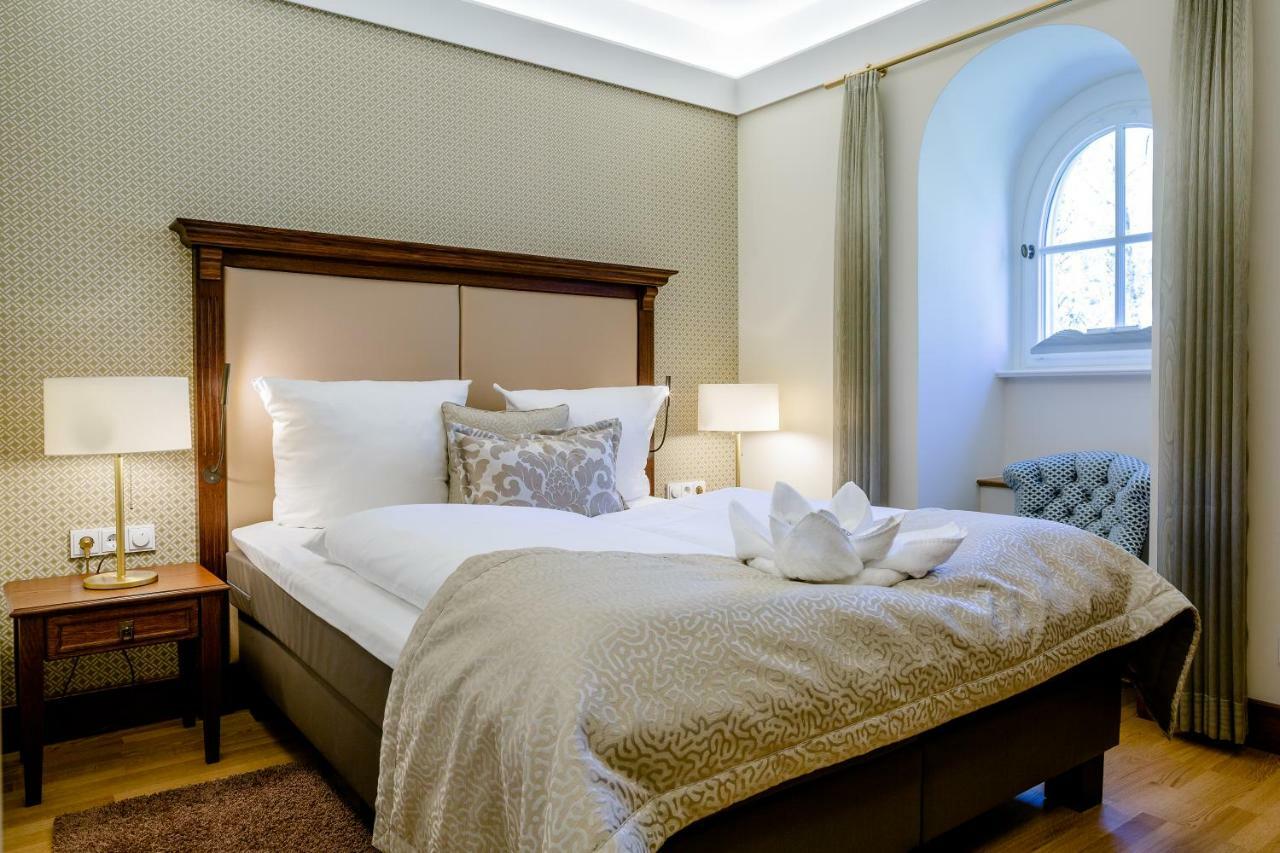 Hotel Villa Altenburg Pößneck 外观 照片